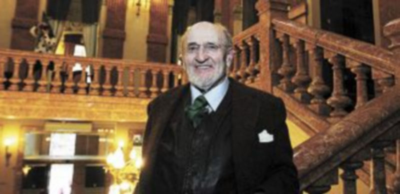 El académico y escritor Álvaro Pombo relaciona la trama de su nueva obra con la actualidad del país. / Rebeca Serna