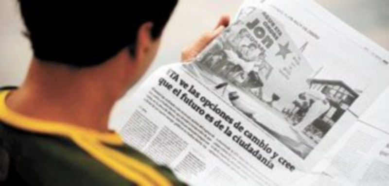 El periódico ‘abertzale’ ‘Gara’ dio la noticia de que los asesinos se habían pronunciado tras un homenaje a Jon Anza. / EFE