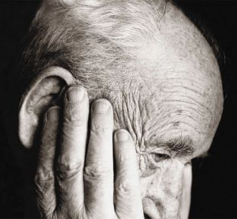 Cada persona contiene los ingredientes necesarios para despertar el Alzheimer.