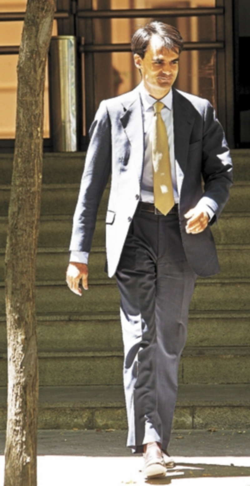 El juez Pablo Ruz sale de la Audiencia Nacional. / Efe