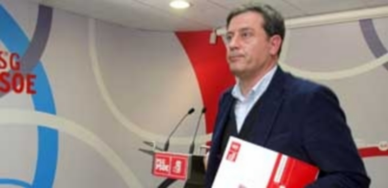 Besteiro renuncia a la Xunta pero sigue al frente del PSOE en Galicia 1 El secretario general de los socialistas gallegos