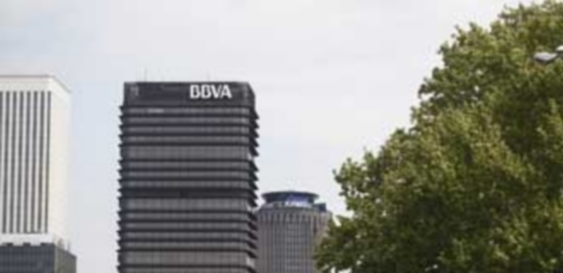 Hacienda señala que en los cuatro primeros meses del año el salario medio en las grandes empresas subió un 0