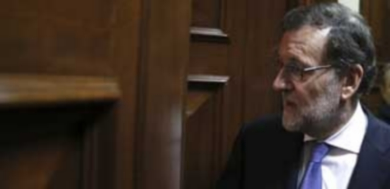 Moncloa apela a crear un Gobierno capaz de enfrentarse al soberanismo 1 El Ejecutivo central garantiza que las instituciones cumplirán con su deber en defensa de la soberanía nacional. / Efe