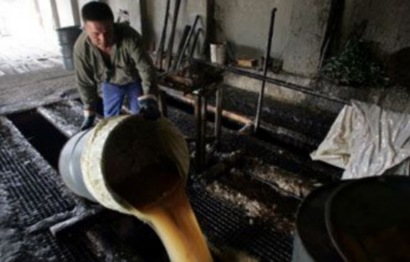 El dueño de la fábrica de resina Santa Avelina de Zarzuela del Pinar