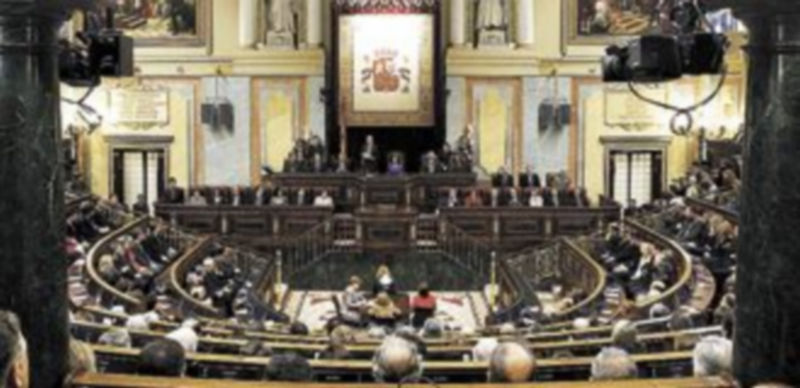 El Congreso de los Diputados se encuentra cada vez más lejos de la sociedad. / Reuters