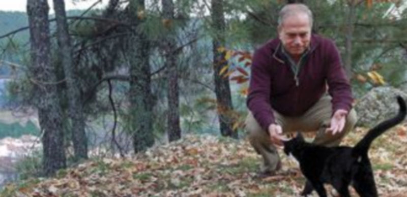 A tres horas del escaño 1 El procurador socialista Fernando Rodero en El Arenal