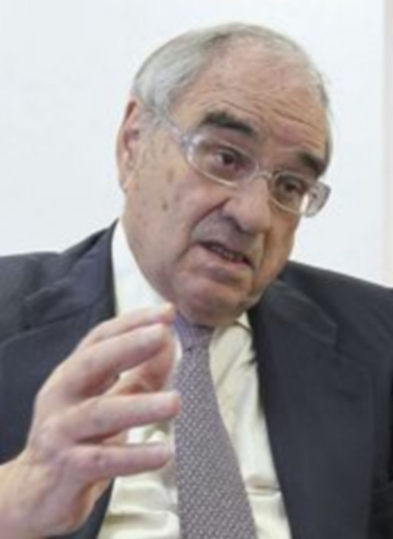 «En nuestra tierra lo autonómico no era precisamente un ideal» 1 Rodolfo Martín Villa