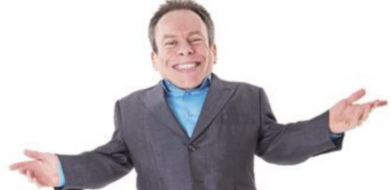 Warwick Davis.