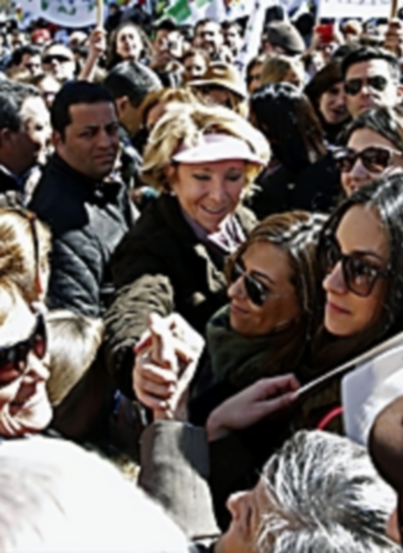 Esperanza Aguirre durante la manifestación de reforma de la Ley del aborto. / Efe