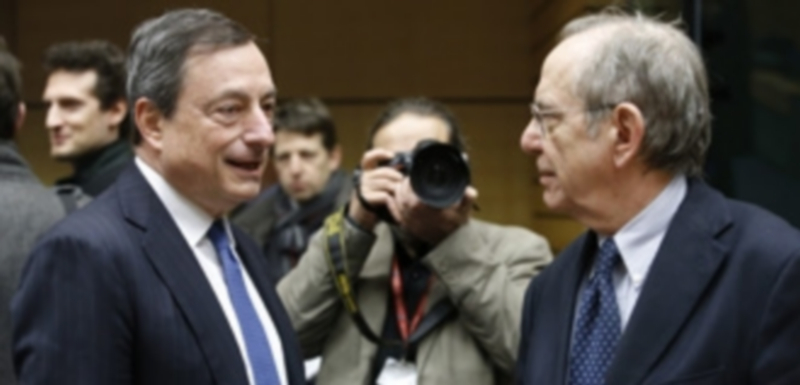 Mario Draghi (izquierda)