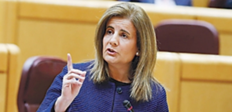 La ministra afirma que el nuevo sistema no supondrá un aumento del gasto. / Efe