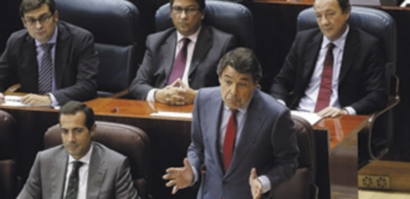 La oposición pide la comparecencia del presidente de la Comunidad de Madrid