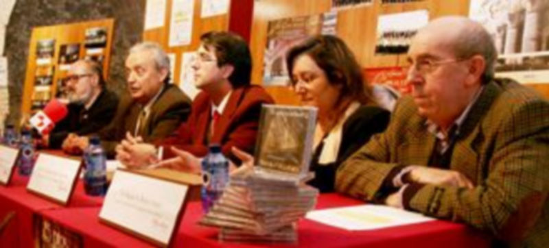 Un momento de la presentación del segundo disco de la Coral en la Sacristía de San Francisco. / Gabriel Gómez