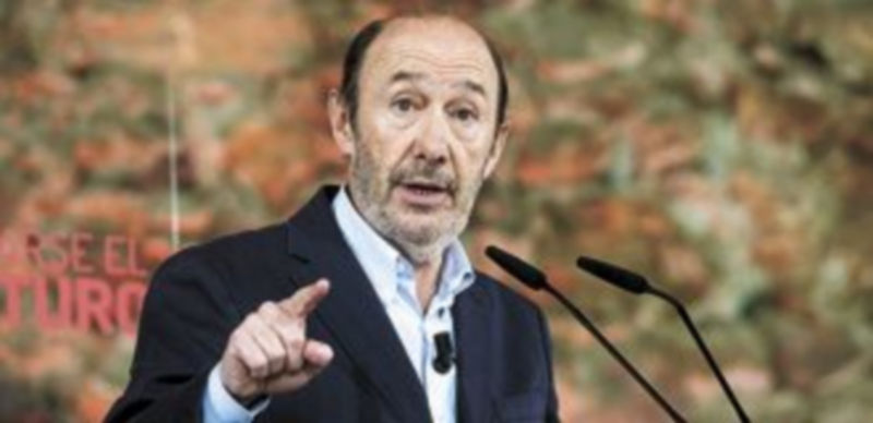 Alfredo Pérez Rubalcaba lamenta que en la Unión Europea haya «limbos fiscales»