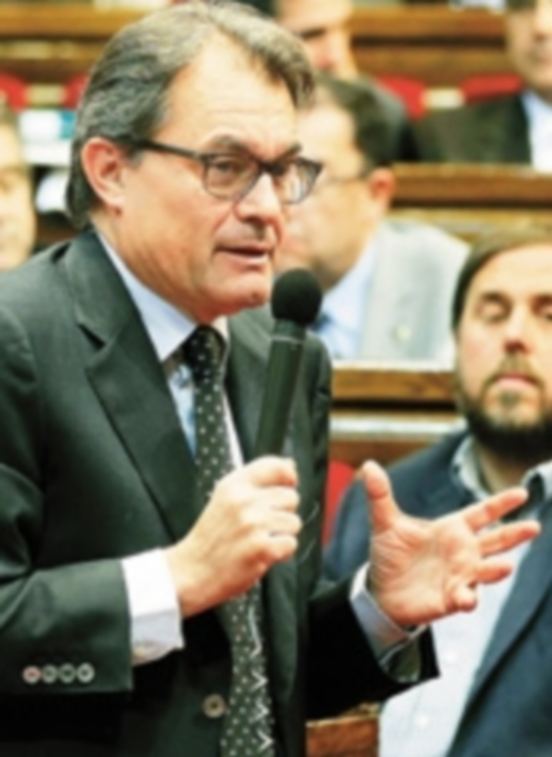 Artur Mas pidió a Mariano Rajoy que quite el ‘piloto automático’ y haga caso a las demandas de su región. / Efe