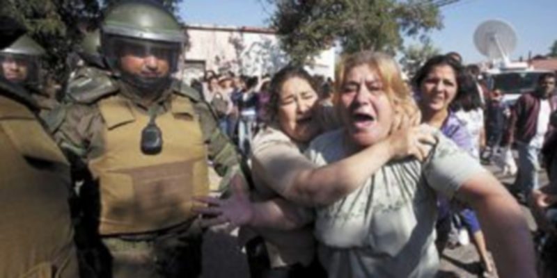 Los familiares de los internos protagonizaron escenas de dolor