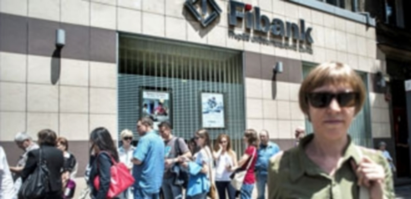 Las acciones del banco búlgaro Fibank cayeron ayer un 18%./ Efe