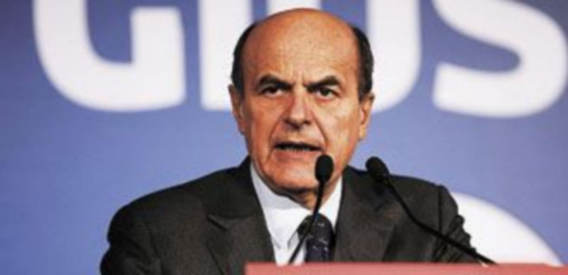 Bersani pretende conseguir el apoyo de la tercera fuerza más votada. / Reuters