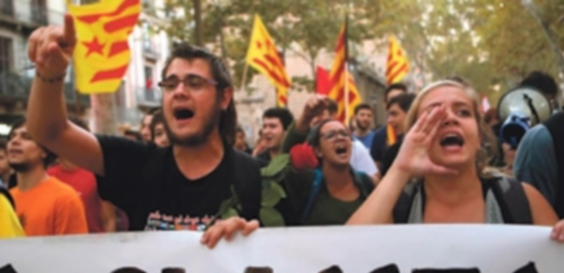 Unos 500 universitarios