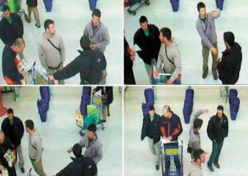 Imágenes de los cinco bomberos catalanes