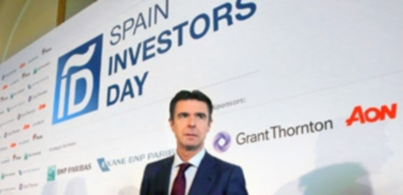 El ministro de Industria