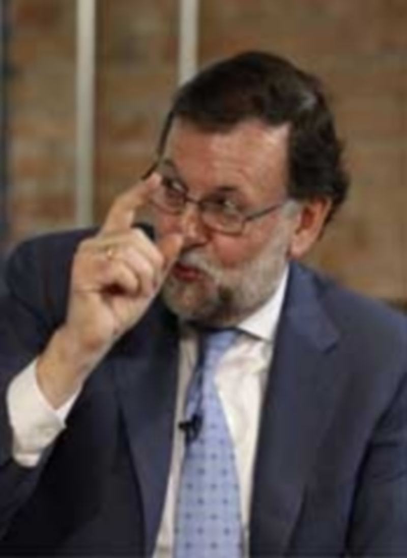 Rajoy traslada a Sánchez su idea de consensuar la postura sobre refugiados 1 El jefe del Ejecutivo en funciones y presidente del PP