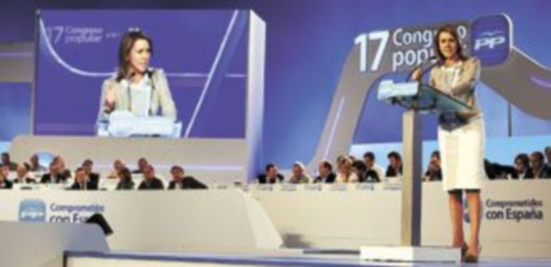 La presidenta castellano manchega leyó un discurso plagado de optimismo y de serenidad ante los desafíos que plantea una crisis que parece interminable. / David Pérez