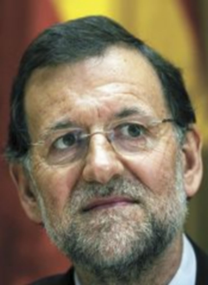 Rajoy defiende que España trabajará para reducir su déficit. / Reuters