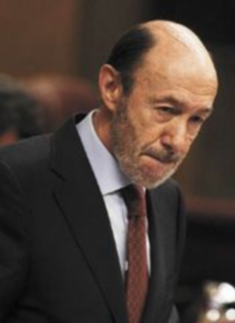 Alfredo Pérez Rubalcaba no está de acuerdo con el rescate. / A. Comas (Reuters)