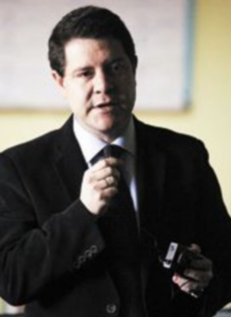 El dirigente castellanomanchego considera que Rajoy debería haber buscado el consenso. / Víctor Ballesteros