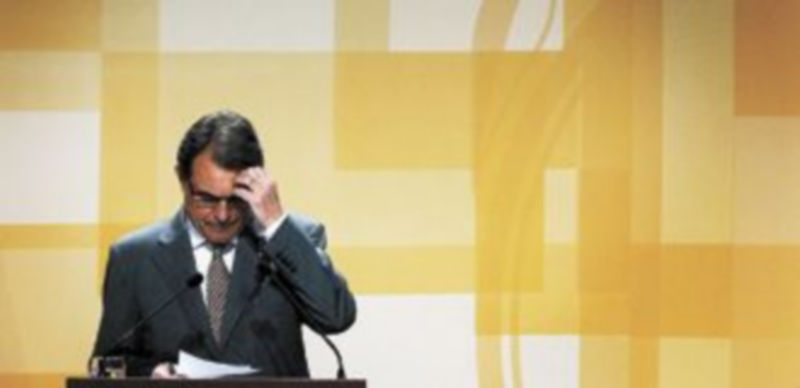 El líder de Convergencia da por formalizada la petición a Rajoy de celebrar un plebiscito sobre la independencia de su comunidad autónoma. / Alberto Estévez (Efe)