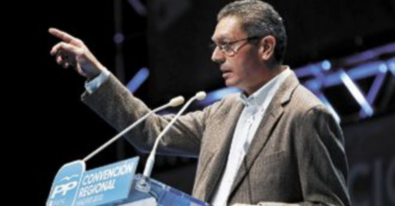 Alberto Ruiz Gallardón cree en la inocencia del líder de los ‘populares’ valencianos