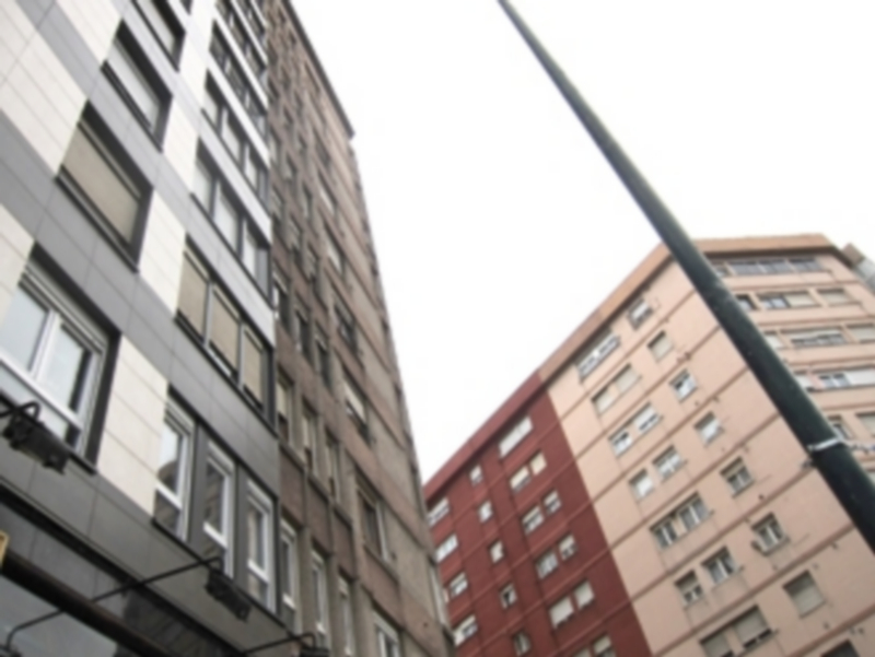 El 89% de los inversores inmobiliarios tiene interés en el mercado español 1 El 53% de los inversores escoge las oficinas de Madrid y Barcelona como el producto más deseado. / Europa Press