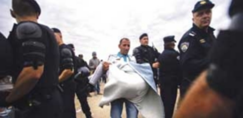 El acuerdo salió adelante tras un primer intento fallido la semana pasada y pese al voto en contra de algunos países. / EFE