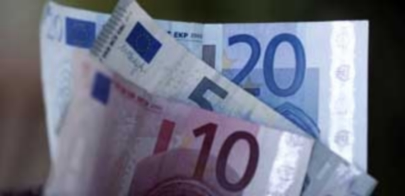 La deuda pública asciende en septiembre al 99,4% del PIB 1 El endeudamiento de las Administraciones Públicas sólo se vio reducido este año en los meses de abril y julio. / E.P.