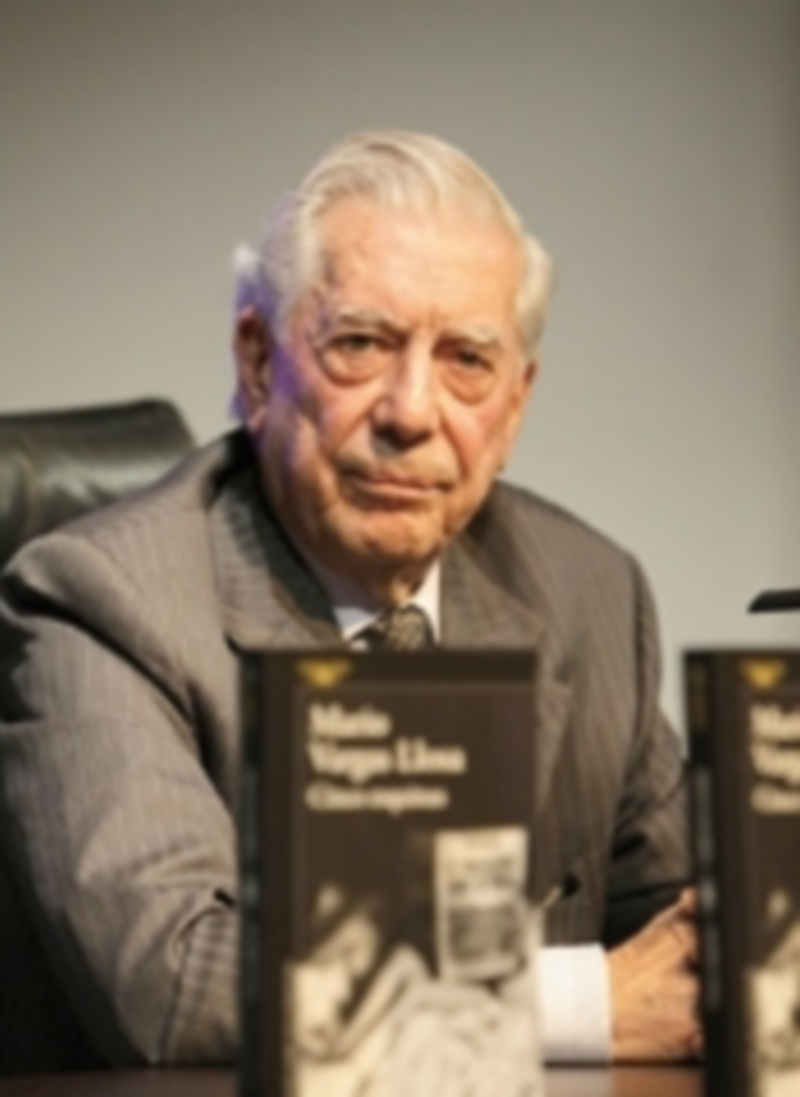 El escritor Mario Vargas Llosa cumplió ayer ochenta años. / Efe