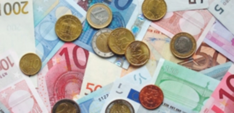 El Ministerio de Hacienda y Administraciones Públicas dio a conocer los datos desglosados del déficit público . / Efe