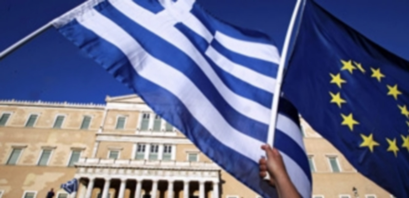 La sociedad griega ha incrementado las protestas en estos días tras la amenaza de ser expulsados de la moneda única. / Efe