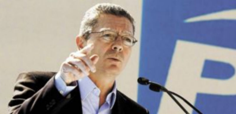 Alberto Ruiz Gallardón figura como ‘número cuatro’ en las listas del PP al Congreso por Madrid. / Efe.