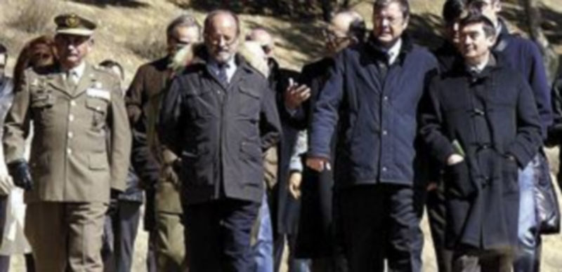 Silván acaba de firma un acuerdo con la consejera gallega de Medio Ambiente para luchar contra los incendios. / Ical