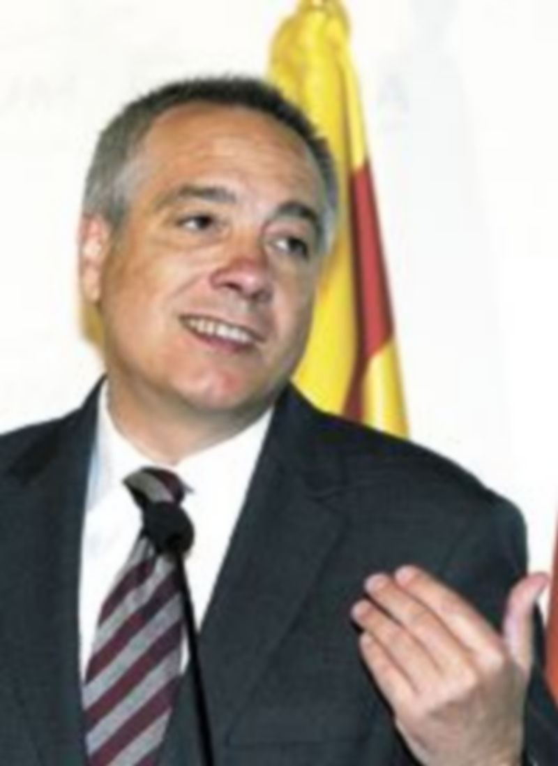 El líder de los socialistas catalanes