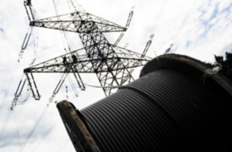 Industria mantiene que se detectaron «indicios de manipulación» en la última subasta eléctrica. / Reuters