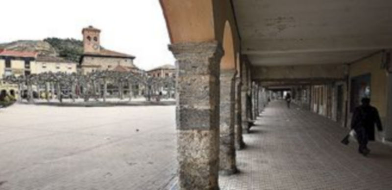 La localidad de Belorado estaba ayer sobrecogida por el suceso. / Ical