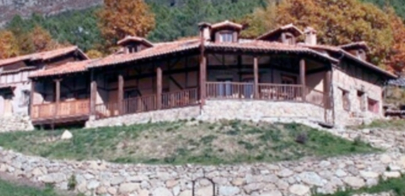 Las casas rurales son una buena opción para hacer turismo. / Europa Press