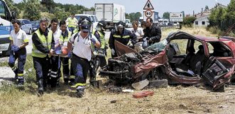 En julio fallecieron en las carreteras nacionales 117 personas frente a las 145 de agosto. / Alberto Rodrigo