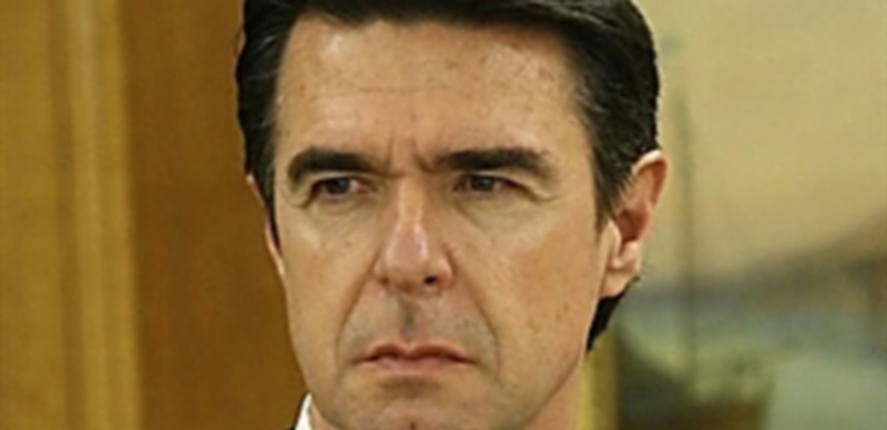 El ministro de Industria