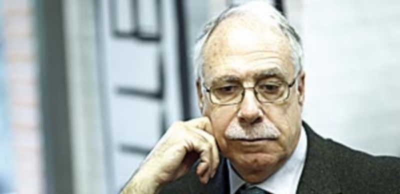 Camilo José Cela Conde afirma que todavía quedan cartas inéditas de la correspondencia entre sus padres. / E. P.