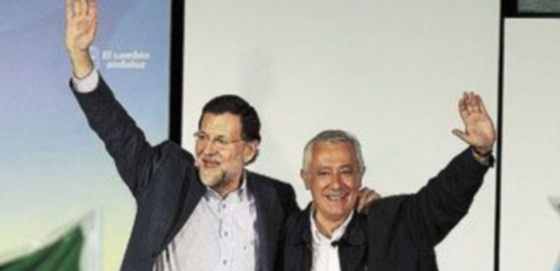 Más cerca del objetivo 1 Mariano Rajoy y Javier Arenas se mostraron triunfales en Cádiz. / Europa Press