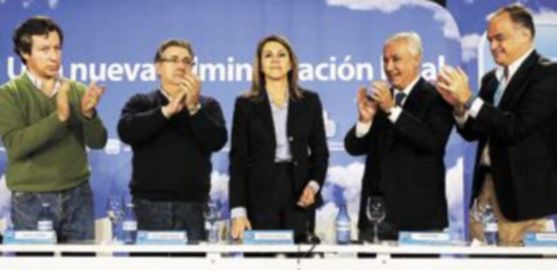 La ‘número dos’ del grupo conservador obtuvo el respaldo absoluto de sus compañeros de formación tras su emotivo discurso en Almería. / Partido Popular