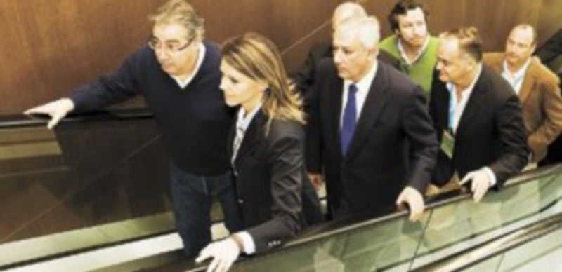 Los dirigentes conservadores quieren demostrar que las acusaciones vertidas desde el diario ‘El País’ son falsas. / Partido Popular